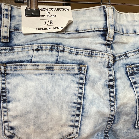 VIP Jeans - Picture 9 of 9